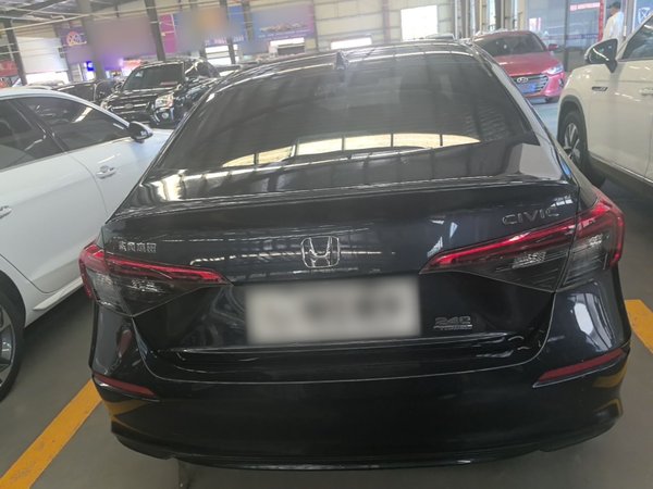 Honda Civic 2022, 13200 км, за 14744 USD