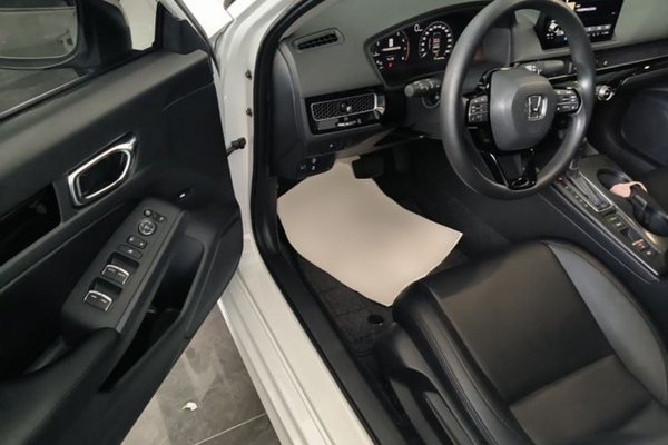 Honda Civic 2022, 33200 км, за 13876 USD - фото 19