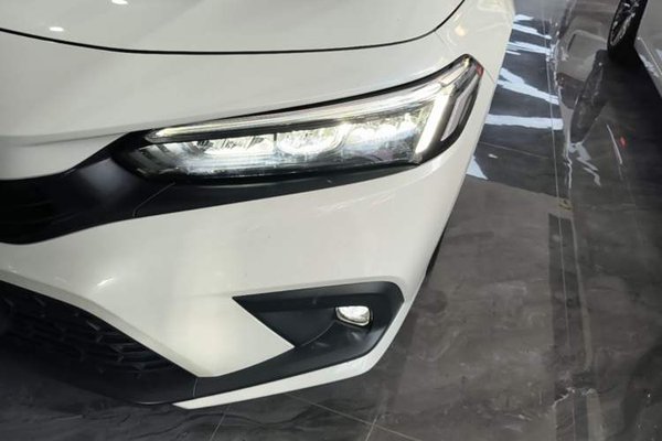 Honda Civic 2022, 33200 км, за 13876 USD - фото 9
