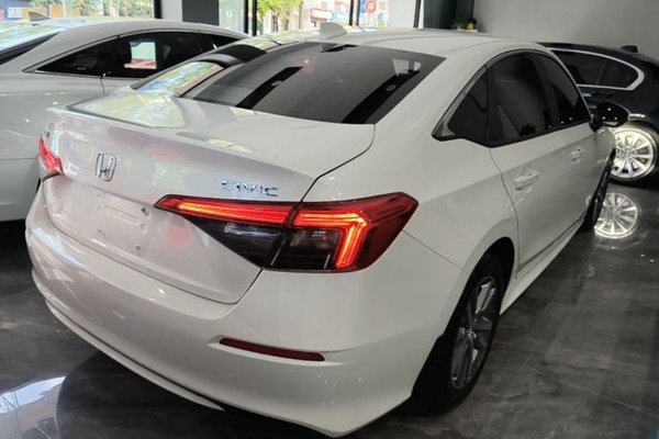 Honda Civic 2022, 33200 км, за 13876 USD - фото 6