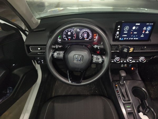 Honda Civic 2022, 41600 км, за 13029 USD - фото 11