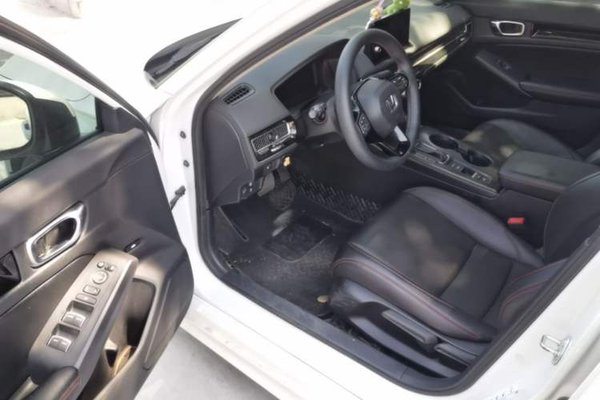Honda Civic 2022, 59200 км, за 13420 USD - фото 19