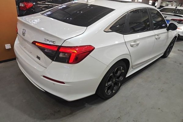 Honda Civic 2022, 63300 км, за 15012 USD - фото 18