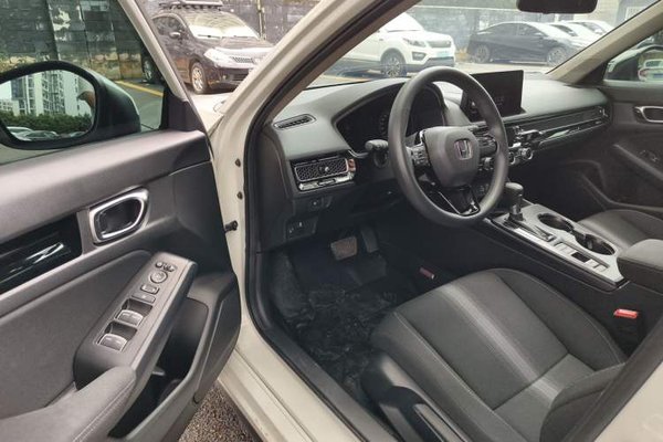 Honda Civic 2023, 11000 км, за 13964 USD - фото 21