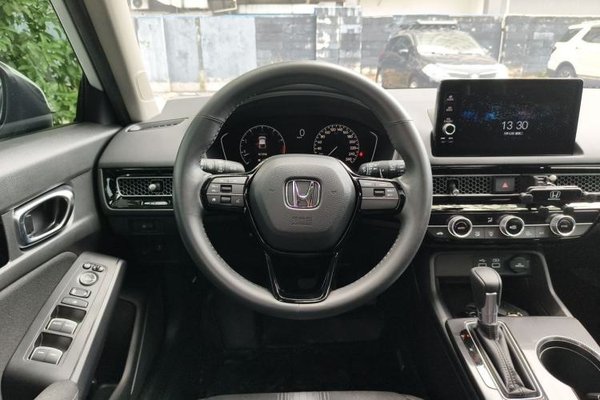 Honda Civic 2023, 11000 км, за 13964 USD - фото 15