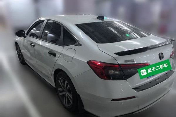 Honda Civic 2023, 32700 км, за 11909 USD