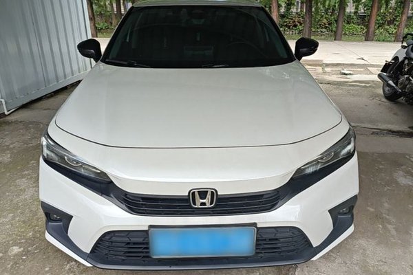 Honda Civic 2023, 5800 км, за 15226 USD