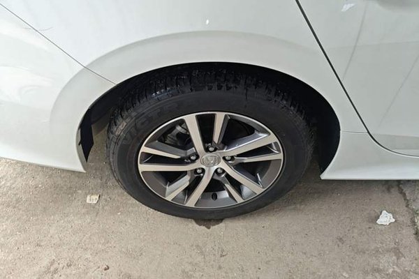 Honda Civic 2023, 5800 км, за 15226 USD - фото 11