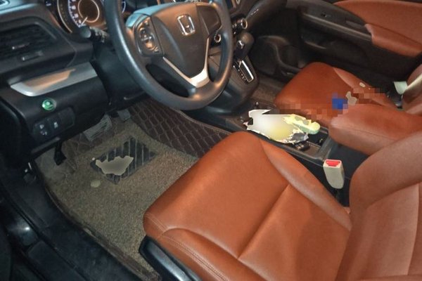 Honda CR-V 2015, 72100 км, за 8131 USD - фото 16