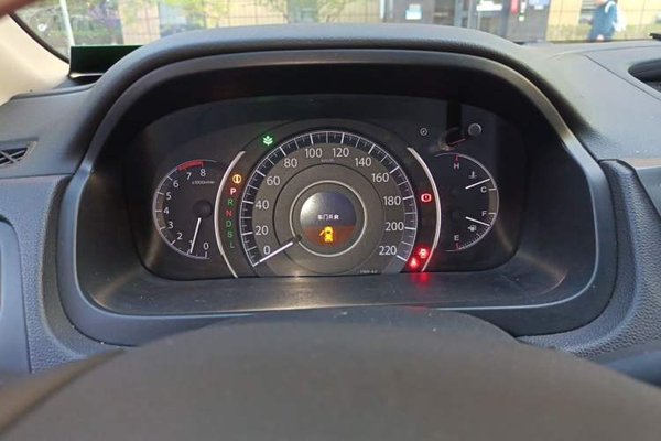 Honda CR-V 2015, 94400 км, за 7991 USD - фото 12