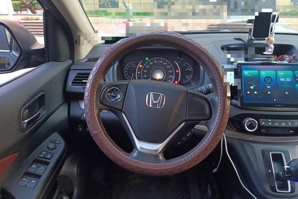 Honda CR-V 2015, 94400 км, за 7991 USD - фото 11