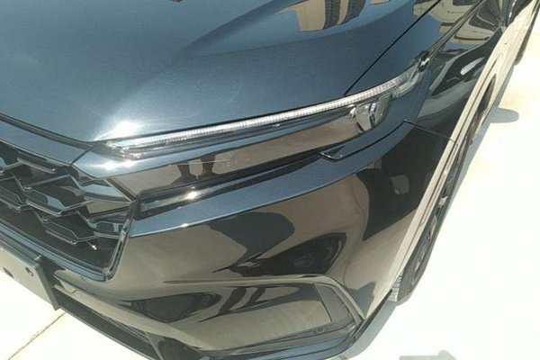 Honda CR-V New Energy 2023, 14900 км, за 23267 USD - фото 8