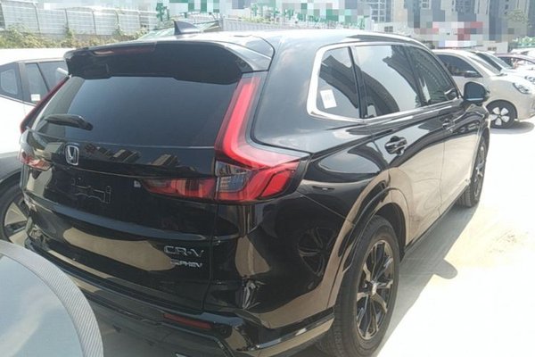 Honda CR-V New Energy 2023, 14900 км, за 23267 USD - фото 6