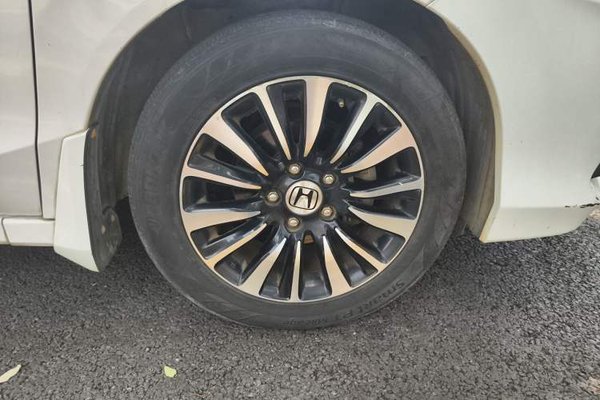 Honda Crider 2015, 72000 км, за 6477 USD