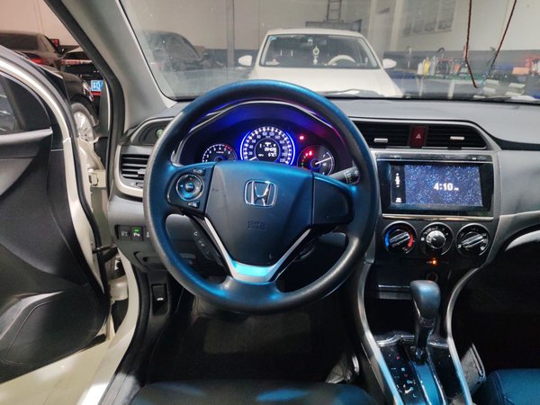 Honda Crider 2016, 54000 км, за 7247 USD - фото 9