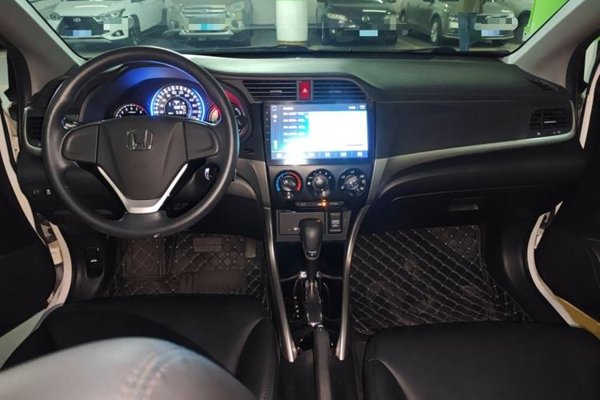 Honda Crider 2016, 60000 км, за 9394 USD - фото 18