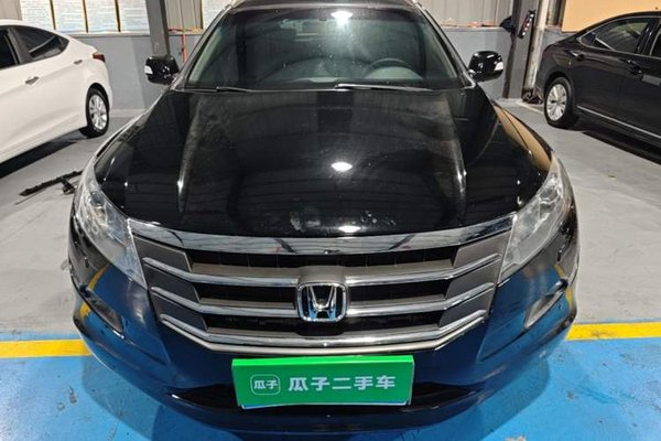Honda Crosstour 2012, 120300 км, за 8592 USD