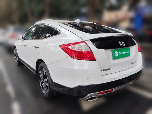 Honda Crosstour 2014, 57800 км, за 10008 USD