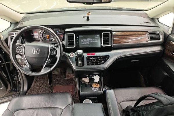 Honda Elysion 2016, 129800 км, за 18557 USD - фото 19