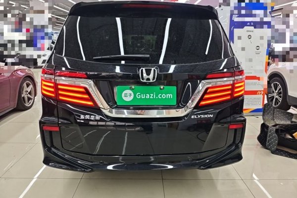 Honda Elysion 2016, 129800 км, за 18557 USD - фото 12
