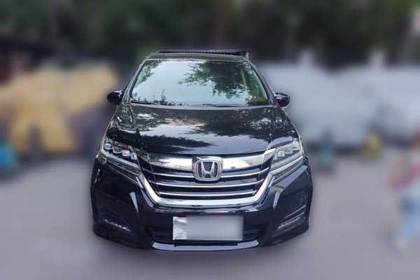 Honda Elysion 2016, 86000 км, за 16491 USD