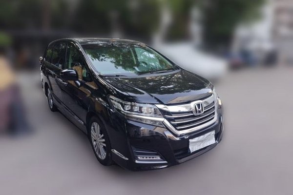 Honda Elysion 2016, 86000 км, за 16491 USD