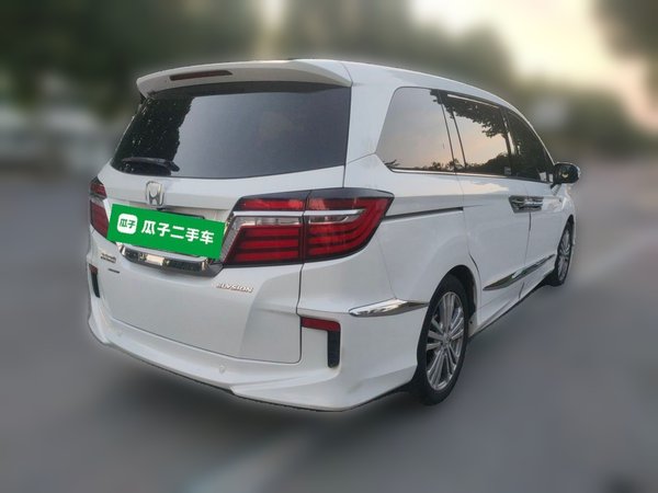 Honda Elysion 2016, 151900 км, за 17382 USD - фото 6