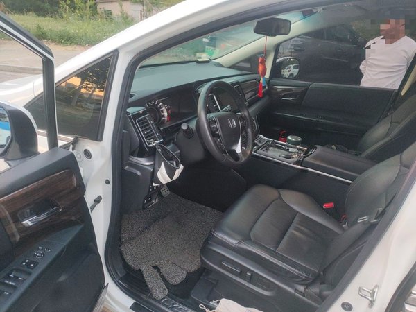 Honda Elysion 2016, 151900 км, за 17382 USD - фото 17
