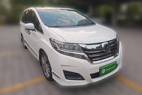 Honda Elysion 2016, 159800 км, за 14173 USD