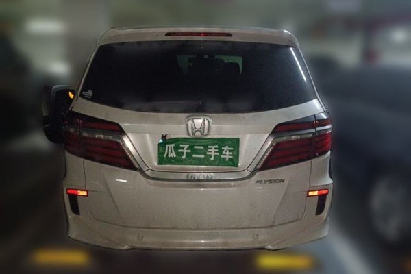 Honda Elysion 2016, 185000 км, за 14269 USD