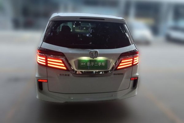 Honda Elysion 2016, 91800 км, за 17713 USD - фото 6