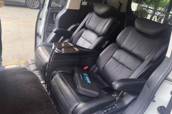 Honda Elysion 2016, 91800 км, за 17713 USD - фото 21