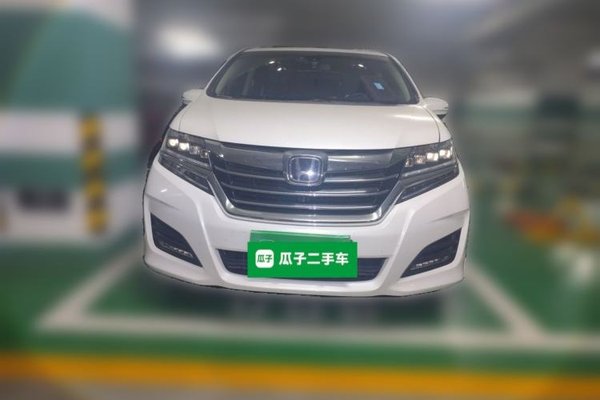 Honda Elysion 2016, 95000 км, за 17471 USD