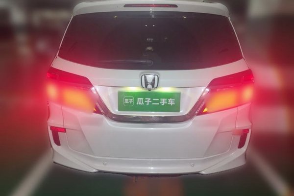 Honda Elysion 2016, 95000 км, за 17471 USD
