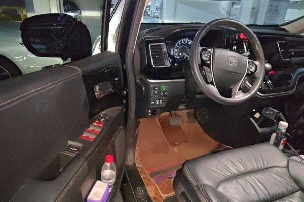 Honda Elysion 2019, 113400 км, за 20069 USD - фото 16