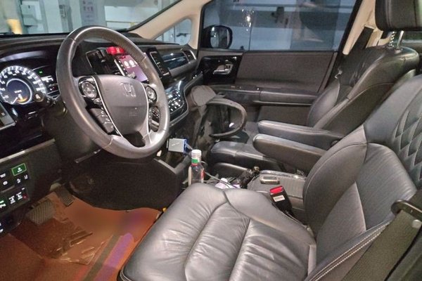 Honda Elysion 2019, 113400 км, за 20069 USD - фото 15