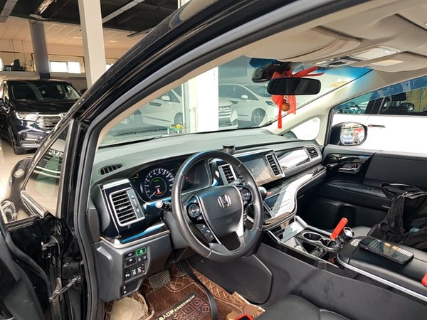 Honda Elysion 2019, 73100 км, за 23085 USD - фото 13