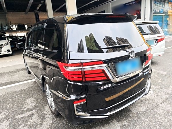 Honda Elysion 2019, 73100 км, за 23085 USD