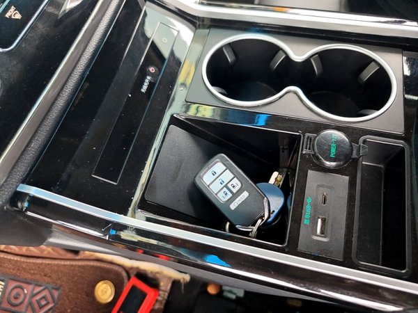 Honda Elysion 2019, 73100 км, за 23085 USD - фото 12