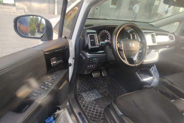 Honda Elysion 2019, 174000 км, за 17792 USD - фото 16