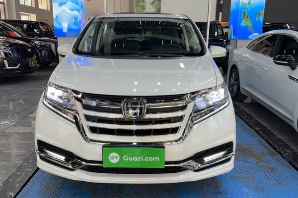 Honda Elysion 2019, 72400 км, за 25228 USD