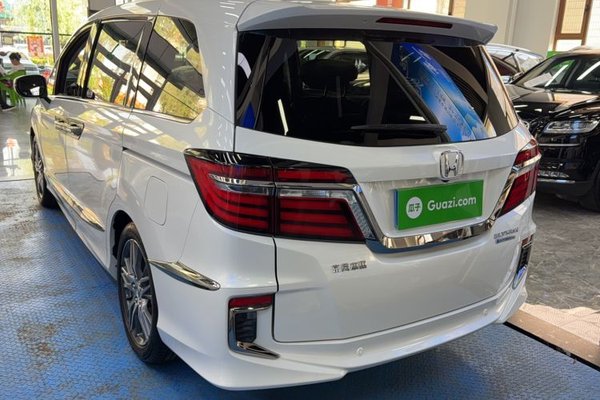 Honda Elysion 2019, 72400 км, за 25228 USD