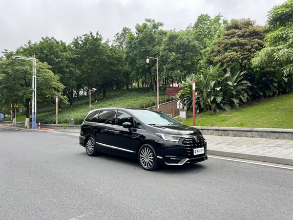 Honda Elysion 2022, 58500 км, за 28982 USD - фото 7