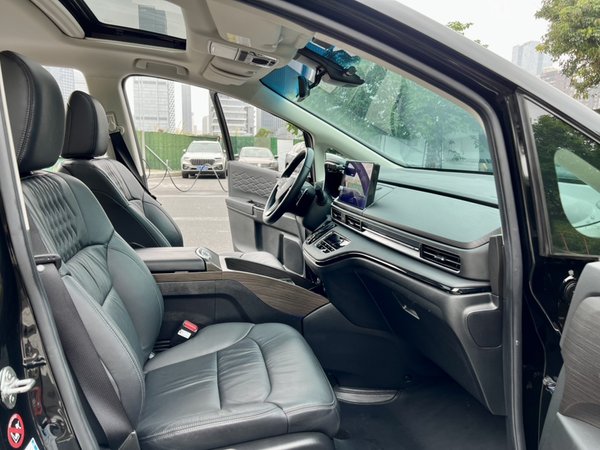 Honda Elysion 2022, 58500 км, за 28982 USD - фото 32