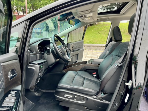 Honda Elysion 2022, 58500 км, за 28982 USD - фото 29