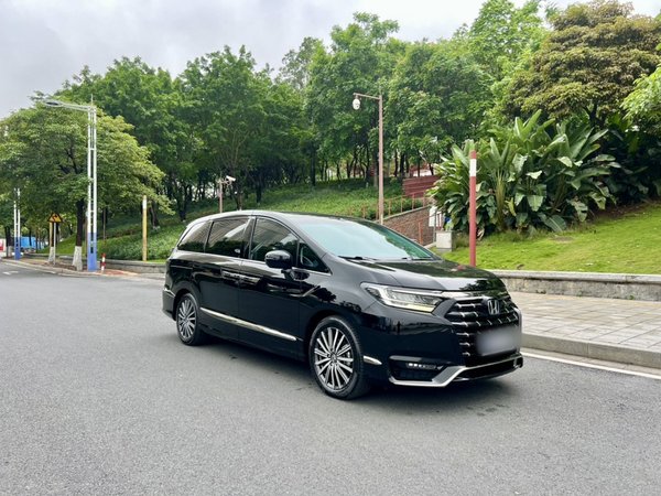 Honda Elysion 2022, 58500 км, за 28982 USD - фото 11