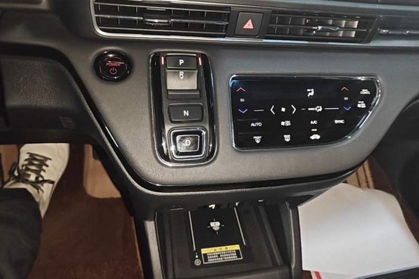 Honda Elysion 2024, 54900 км, за 30271 USD - фото 17