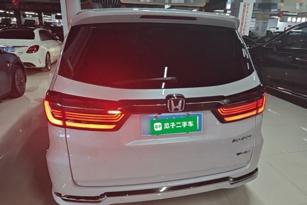 Honda Elysion 2024, 54900 км, за 30271 USD