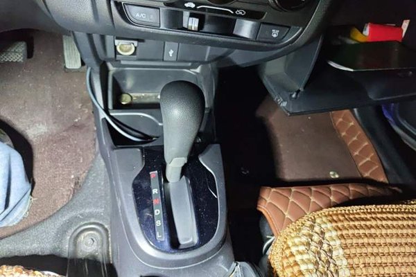 Honda Fit 2014, 132400 км, за 4050 USD - фото 15