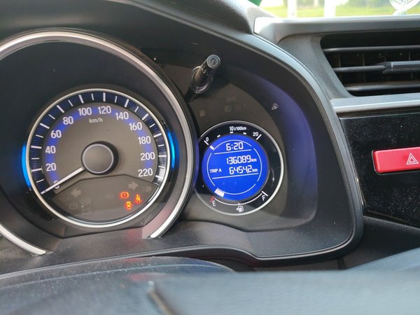 Honda Fit 2014, 136100 км, за 4903 USD - фото 13